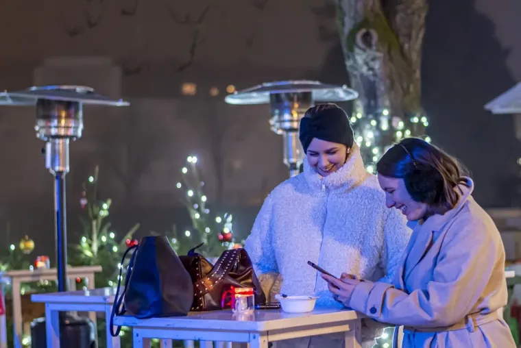 Nikad ljep&scaron;i Advent: Kovrčava djevojka s osmijehom od milijun dolara obilježila večer u Karlovcu