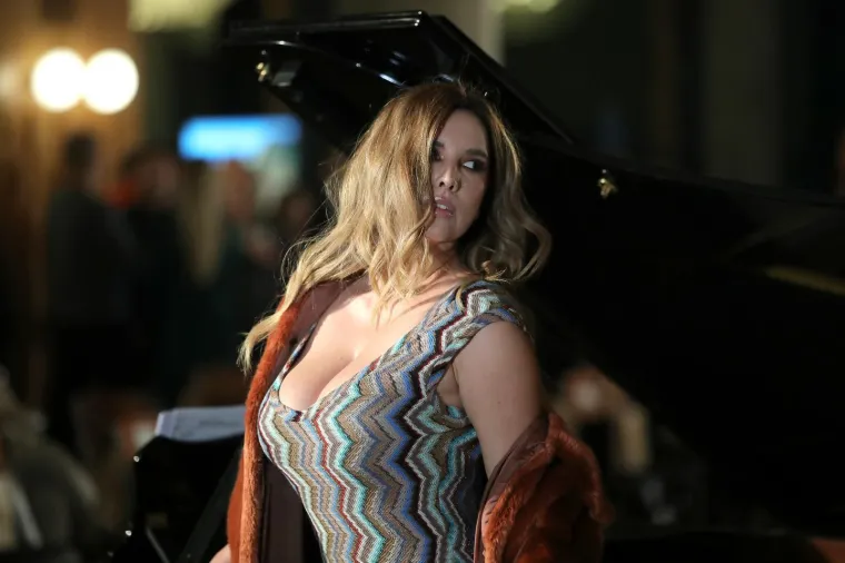 Kraljica dekoltea, provokacije i domaće estrade: Ovako se Nives Celzijus mijenjala kroz godine