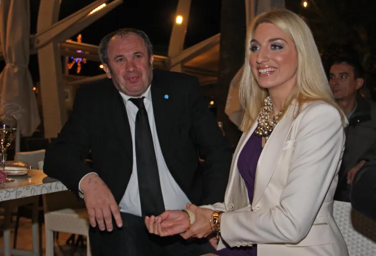 Zajedno su vi&scaron;e od 20 godina: Sjećate li se kako je Fani izgledala na početku veze s Kerumom?