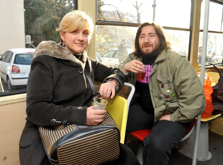 Sanja Doležal nekad i sad: Pogledajte kako se mijenjalo lice čiji je glas obilježio generacije