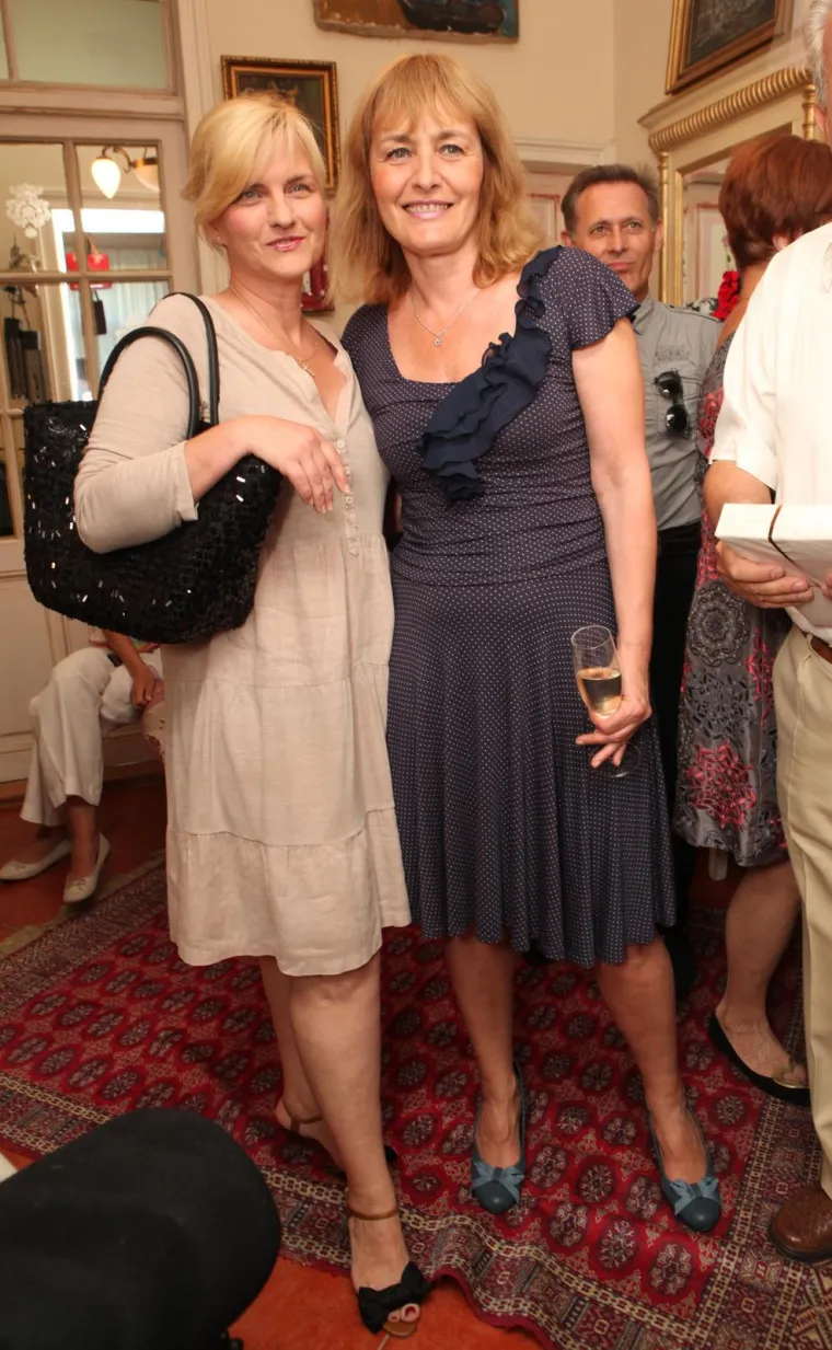 Sanja Doležal nekad i sad: Pogledajte kako se mijenjalo lice čiji je glas obilježio generacije