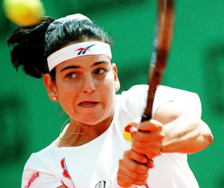 Danas izgleda neprepoznatljivo, ne liči na sebe: 'Napravila sam ono &scaron;to mi je rekao'