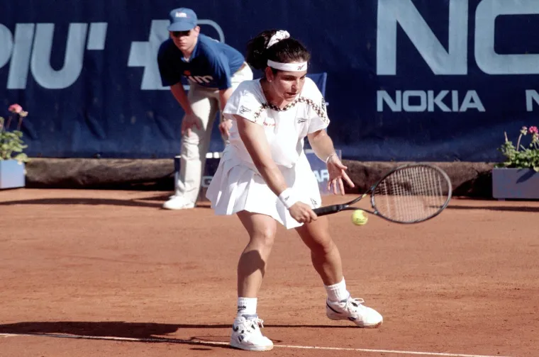 Danas izgleda neprepoznatljivo, ne liči na sebe: 'Napravila sam ono &scaron;to mi je rekao'