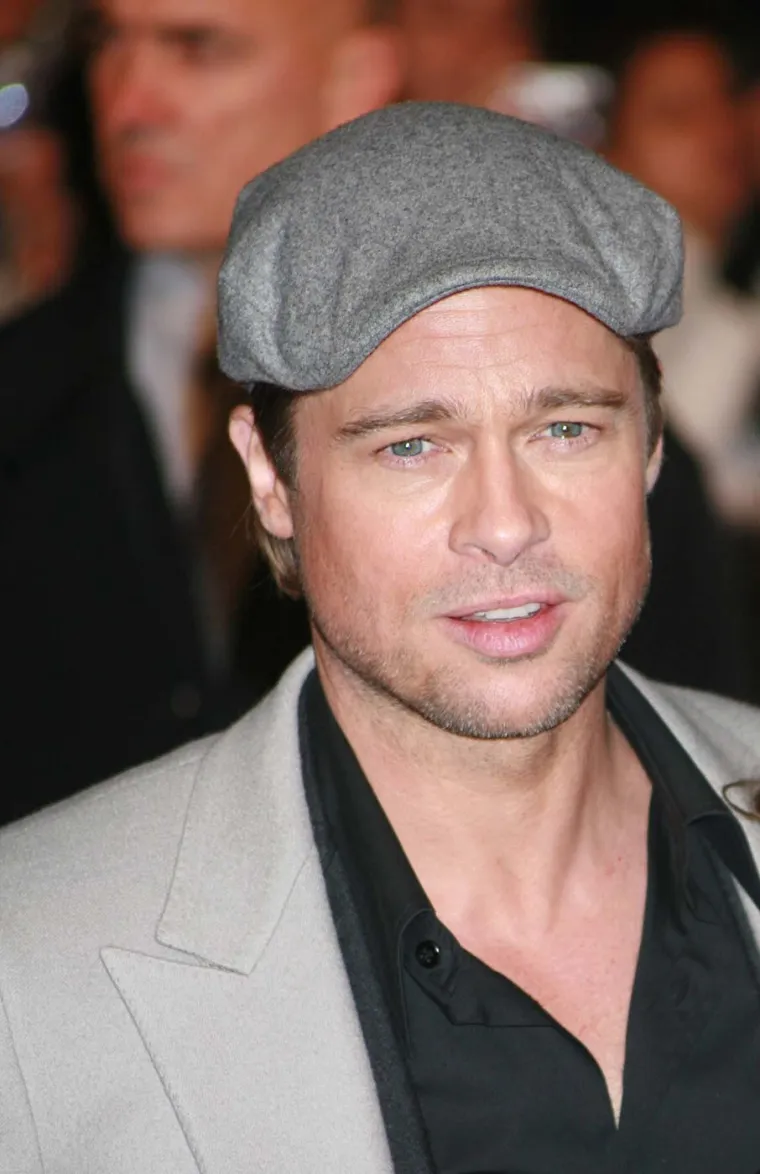 Bio je i ostao tiha patnja mnogih žena: Pogledajte zaboravljene fotografije Brada Pitta iz 90-ih