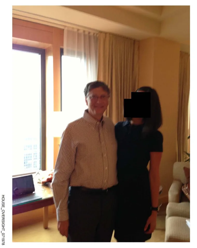 &Scaron;okantne fotografije s Epsteinovog imanja izule svijet iz cipela: 'Lolita', Bill Gates i djevojke za 1000 dolara
