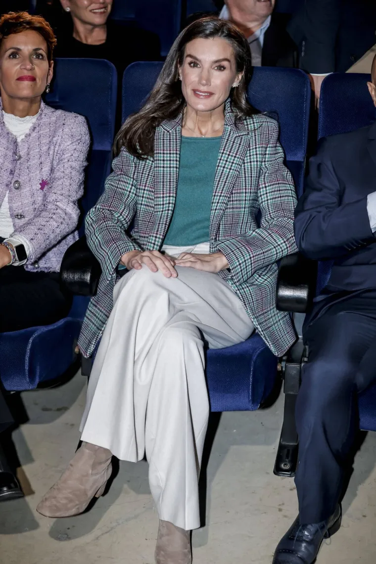 Godinama je zovu modnom ikonom, ali zbog kilaže i mr&scaron;avosti često je na meti kritika