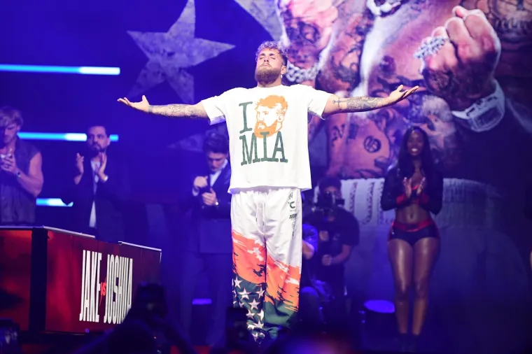 Zaiskrilo je na vaganju Anthonyja Joshue i Jake Paula: Ove fotografije upravo obilaze svijet