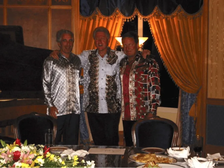 Slavne face u Epsteinovim dokumentima: Fokus je na biv&scaron;em predsjedniku u vrućoj kupki