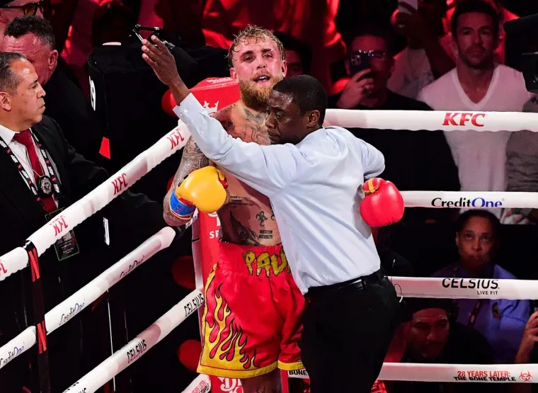 Anthony Joshua 'masakrirao' Jakea Paula: Slomio mu čeljust i umalo izbio zube