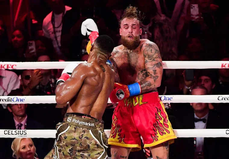 Anthony Joshua 'masakrirao' Jakea Paula: Slomio mu čeljust i umalo izbio zube