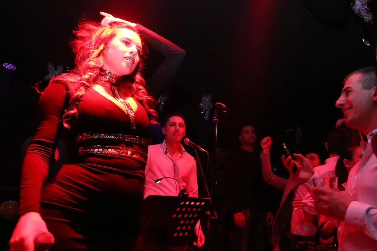 Nives Celzijus je te večeri gorila: Pogledajte kakav je tulum priredila