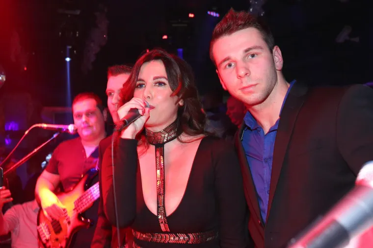 Nives Celzijus je te večeri gorila: Pogledajte kakav je tulum priredila