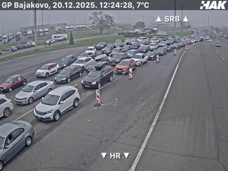 Velike gužve na autocesti i graničnim prijelazima: HAK izdao upozorenja