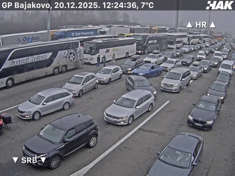 Velike gužve na autocesti i graničnim prijelazima: HAK izdao upozorenja