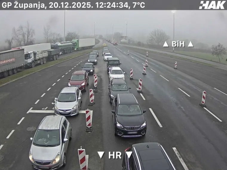 Velike gužve na autocesti i graničnim prijelazima: HAK izdao upozorenja