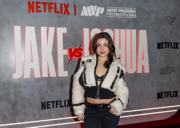 Slavni i poznati pohodili meč Joshua i Paula: Lijepe žene i ekstravagantni tipovi plijenili pažnju