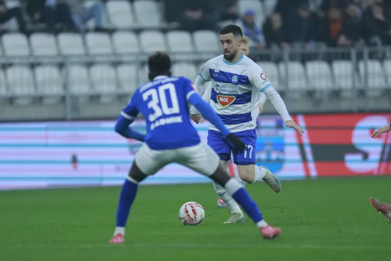 Zgodna navijačica privukla pažnju Opus Arene, svi su gledali samo u nju