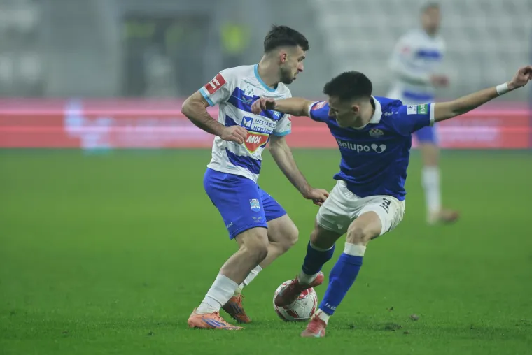 Zgodna navijačica privukla pažnju Opus Arene, svi su gledali samo u nju