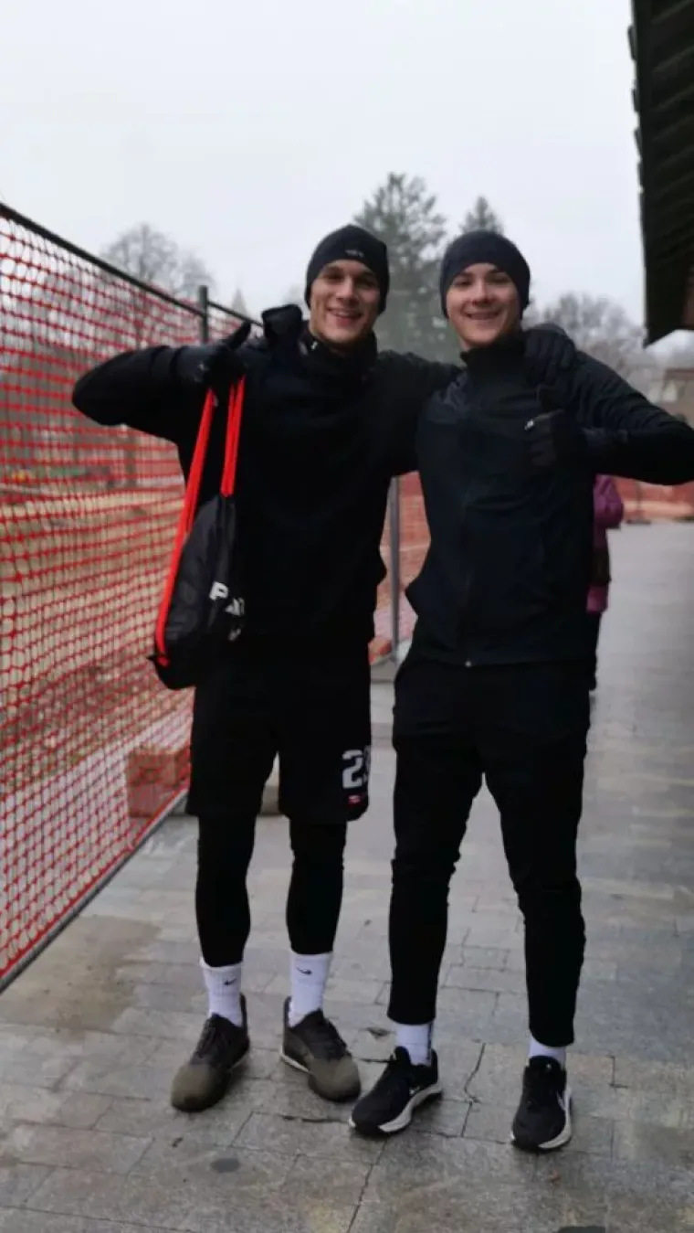 Modni spektakl usred Adventa: Ove dame pretvorile su centar Čakovca u božićnu pistu