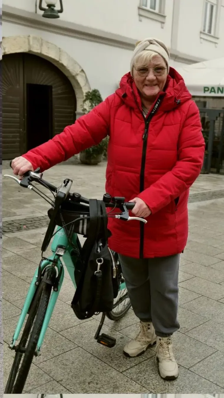 Modni spektakl usred Adventa: Ove dame pretvorile su centar Čakovca u božićnu pistu