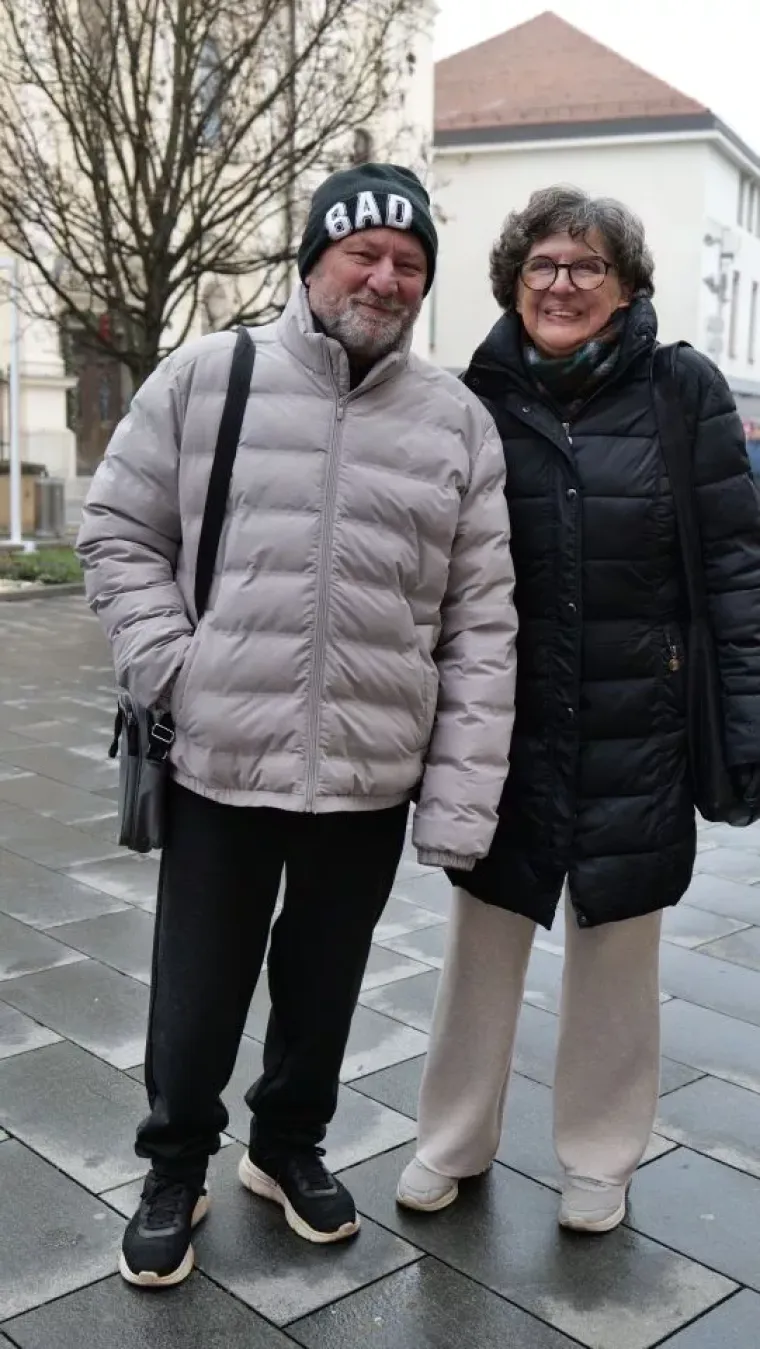 Modni spektakl usred Adventa: Ove dame pretvorile su centar Čakovca u božićnu pistu