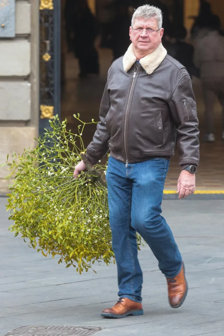 Poznati Hrvati okupirali sredi&scaron;te grada: Pogledajte tko se sve pro&scaron;etao zagrebačkom &scaron;picom