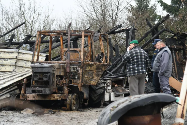 Životinje gorjele u buktinji, 200 kvadrata spaljeno do temelja: 'Pucalo je kao bomba'