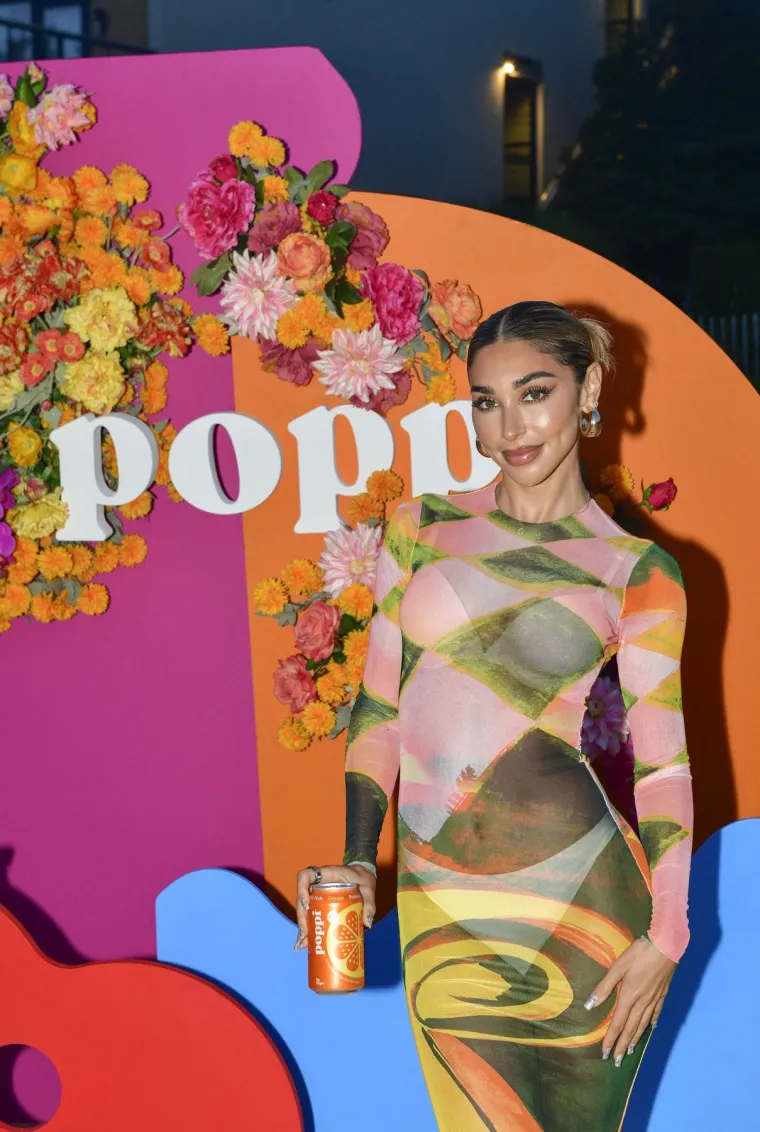 Od Biebera do holivudske elite: Ovu zgodnu influencericu povezuju s najvećim zvijezdama