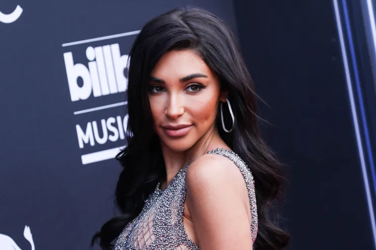 Od Biebera do holivudske elite: Ovu zgodnu influencericu povezuju s najvećim zvijezdama