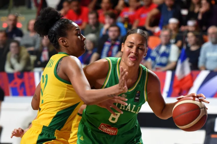 Slavna ko&scaron;arka&scaron;ica &scaron;okirala: 'Zarađujem vi&scaron;e u jednom tjednu na OnlyFansu nego u cijeloj WNBA sezoni'