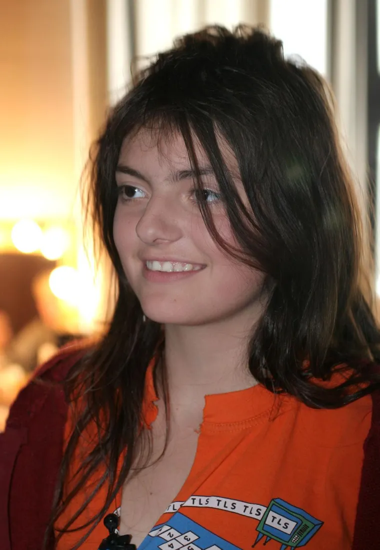 Od buntovne pankerice do poduzetne IT djevojke: Ovako je Ella Dvornik izgledala prije 20 godina