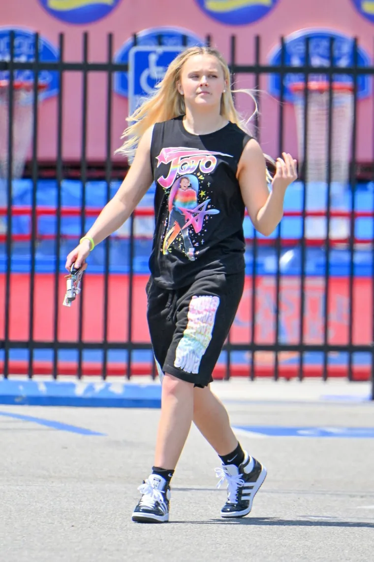 Ljubila je žene i mu&scaron;karce, a danas je rijetki prepoznaju: Kako je Jojo postala queer ikona