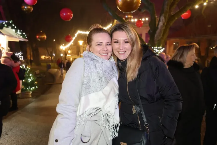 Ona je tajanstvena ljepotica iz publike! Dama sa &scaron;iltericom koja je osvojila Karlovac