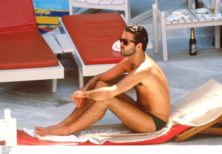 Božićni hit, život pun skandala i &scaron;okantna smrt pjevača na sam blagdan