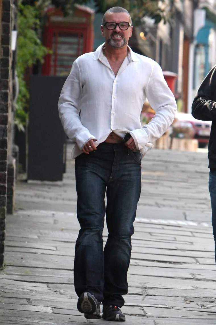 Božićni hit, život pun skandala i &scaron;okantna smrt pjevača na sam blagdan