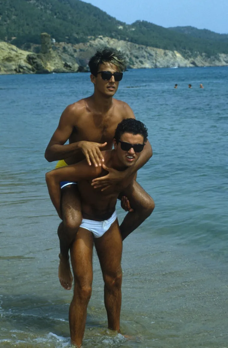 Božićni hit, život pun skandala i &scaron;okantna smrt pjevača na sam blagdan