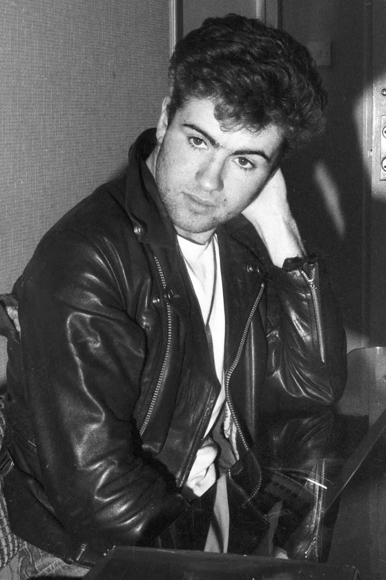 Božićni hit, život pun skandala i &scaron;okantna smrt pjevača na sam blagdan