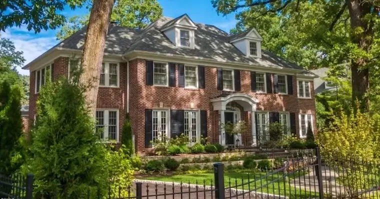 Kako danas izgleda kuća obitelji McCallister? Fanovi filma poludjeli zbog ovakve transformacije