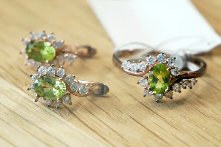 Znate li &scaron;to je va&scaron; kamen rođenja? Mnogi ih nose jer donose sreću i pružaju za&scaron;titu