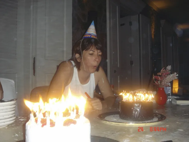 Vruće igračke i znakovita knjiga: Pogledajte s čime su se sve Epstein i Maxwell zabavljali