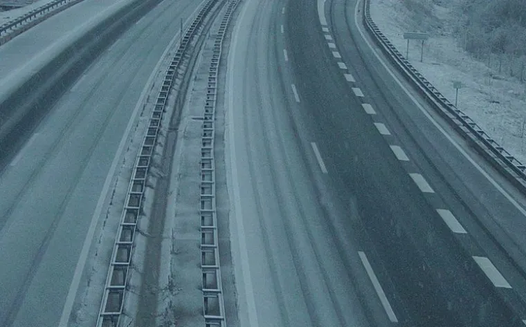 Prve pahulje zabijelile dijelove Hrvatske, ali i stvorile kaos na cestama: Stiže bijeli Božić!