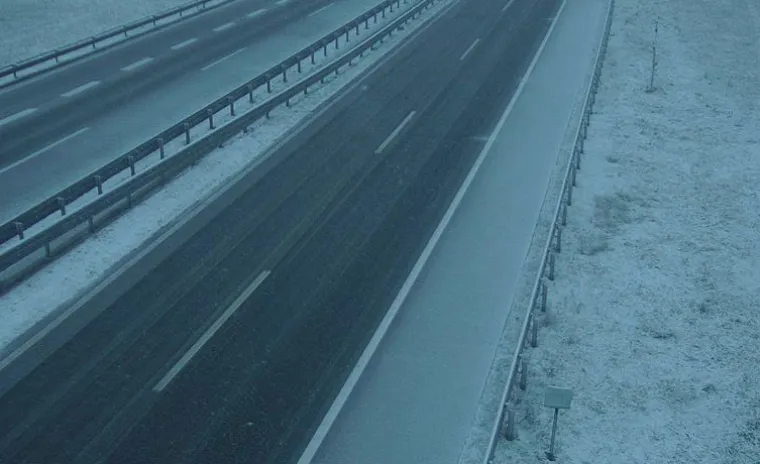 Prve pahulje zabijelile dijelove Hrvatske, ali i stvorile kaos na cestama: Stiže bijeli Božić!