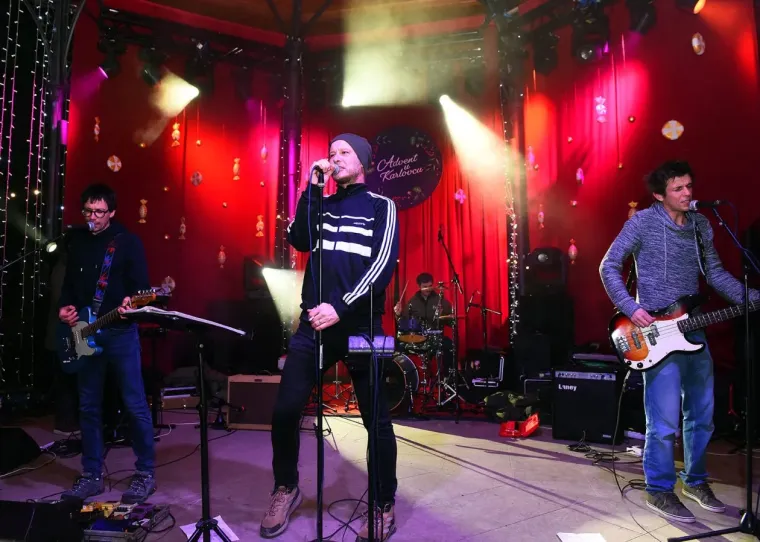 &Scaron;alovima i osmijesima prkosile minusu: Karlovčanke ukrale adventsku večer