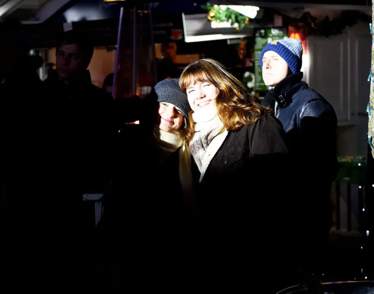 &Scaron;alovima i osmijesima prkosile minusu: Karlovčanke ukrale adventsku večer