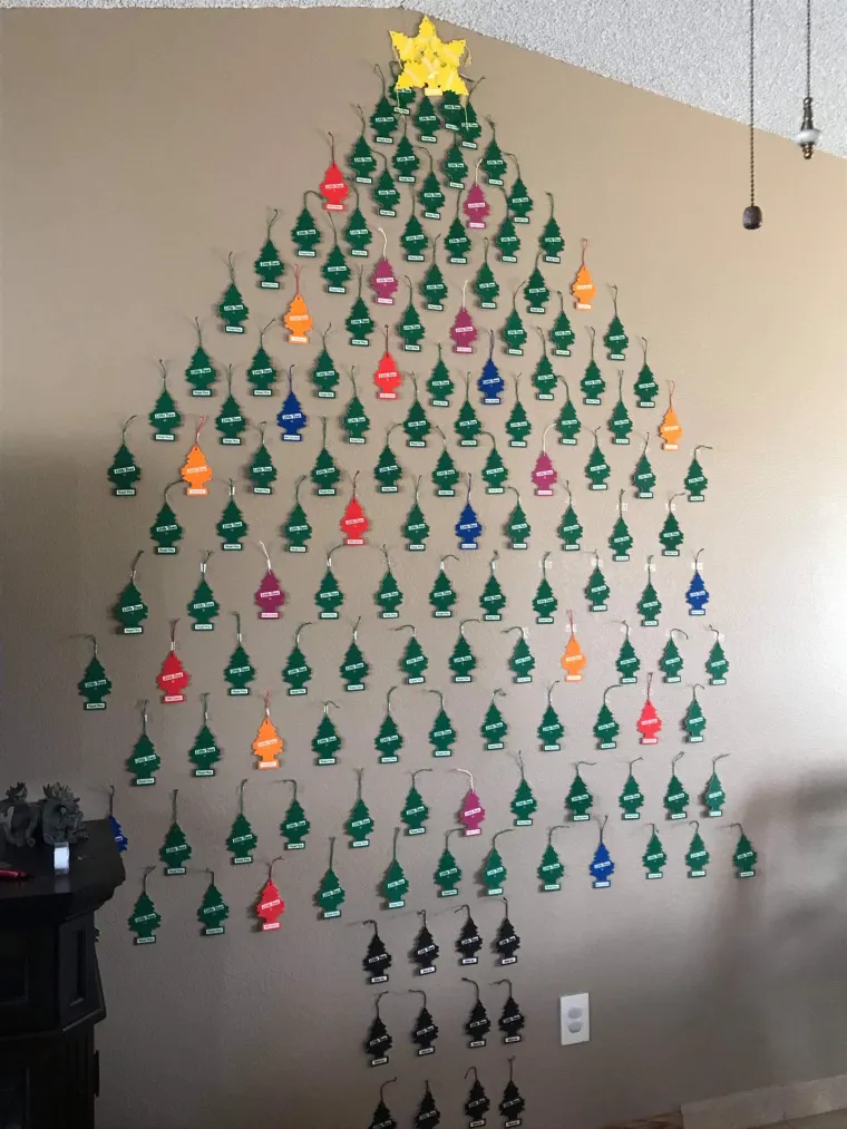 Od prljavog rublja do pivskih boca: Evo od čega sve ljudi slažu jelke, neke su ba&scaron; bizarne