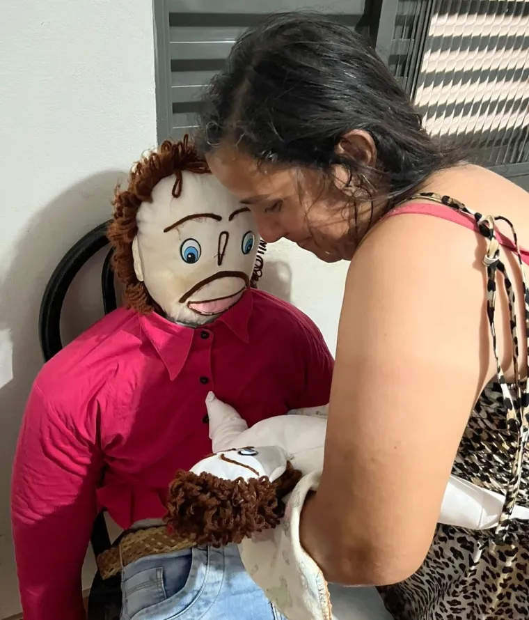 Ovo je najluđa vijest koju ste čuli ovih dana: Žena u kupaonici rodila četvrtu krpenu lutku