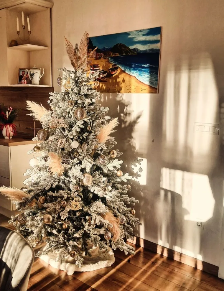 Zasuli ste nas va&scaron;im prekrasnim božićnim jelkama: Ovih 50 ispunilo je na&scaron;a srca toplinom