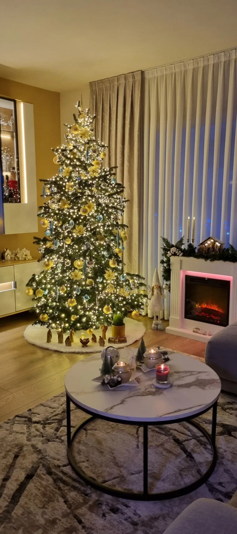 Zasuli ste nas va&scaron;im prekrasnim božićnim jelkama: Ovih 50 ispunilo je na&scaron;a srca toplinom