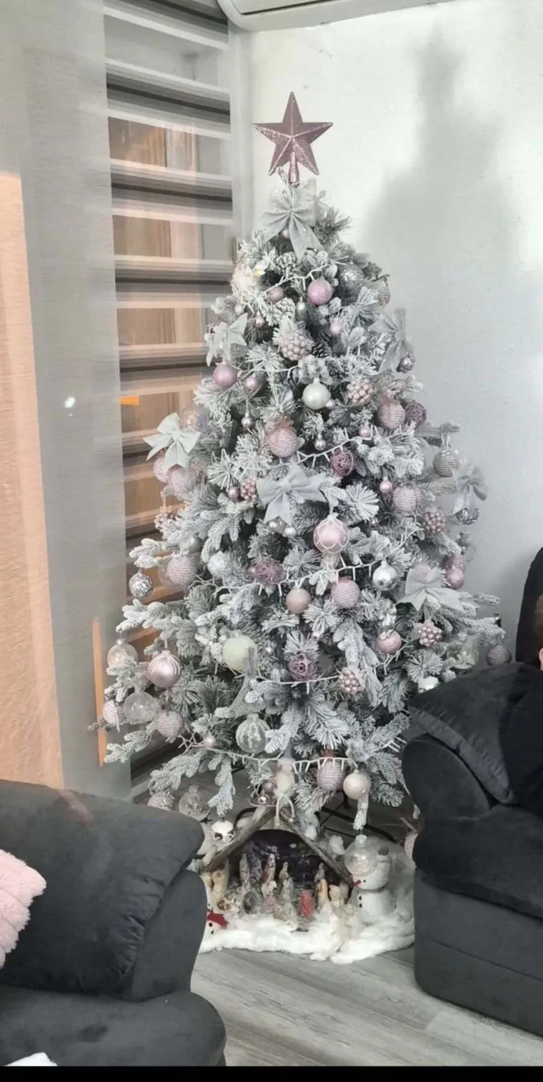 Zasuli ste nas va&scaron;im prekrasnim božićnim jelkama: Ovih 50 ispunilo je na&scaron;a srca toplinom