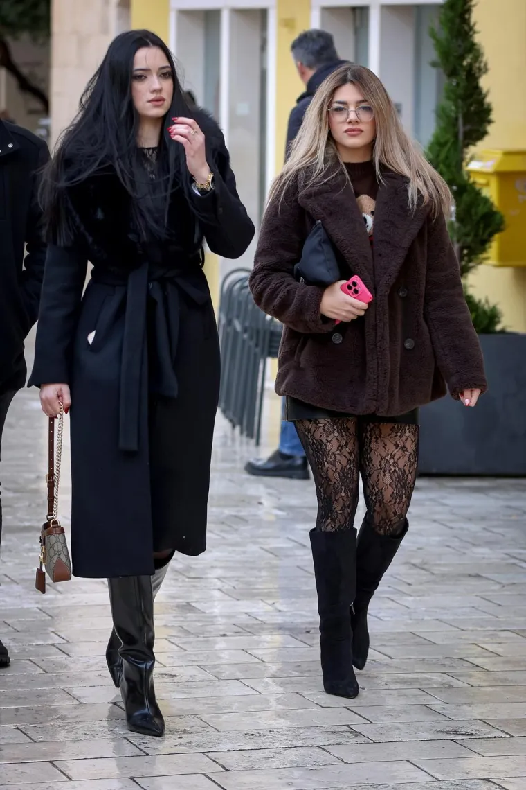 Zadarsku &scaron;picu na Badnjak preplavile lijepe djevojke s dugim nogama u najelegantnijim izdanjima